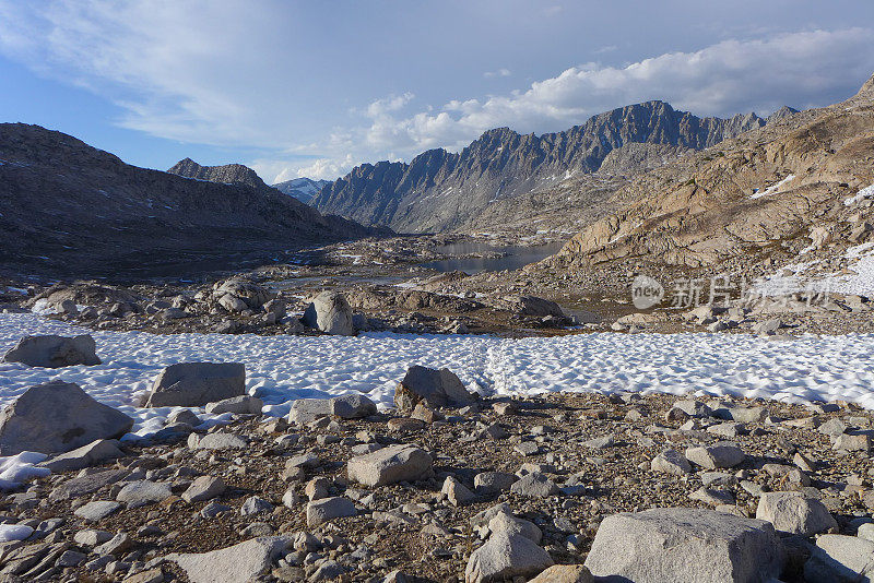 进化盆地，John Muir Trail